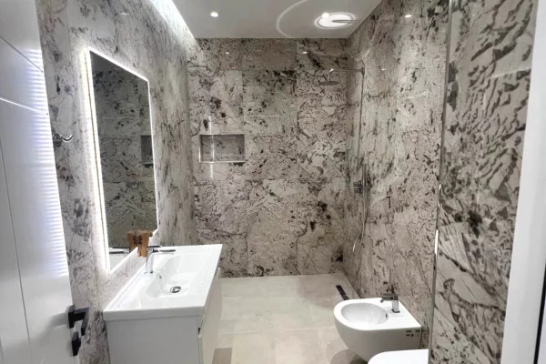 Apartment for sale in Tirana 2+1, Emty