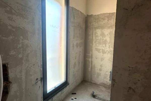 Apartment for sale in Tirana 2+1, Emty