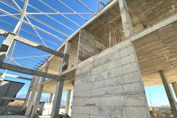 📍Jepet me qira kapanon industrial ne zonen e Prushit📍