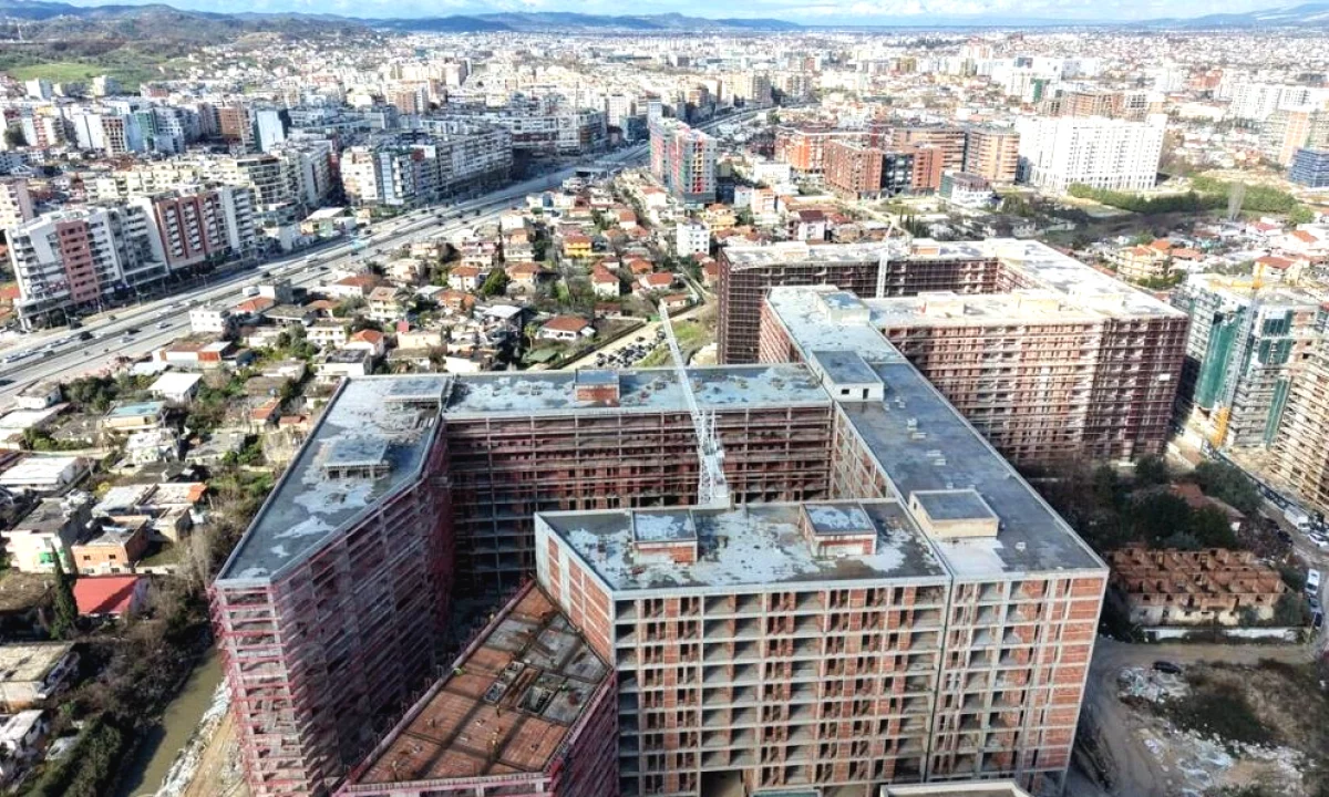 Apartment for sale in Tirana 2+1, Emty
