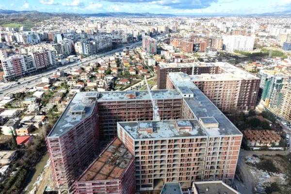 ☄️Apartament 2+1 te Rezidenca Riverside 122 m² Rruga Kavajes🔥