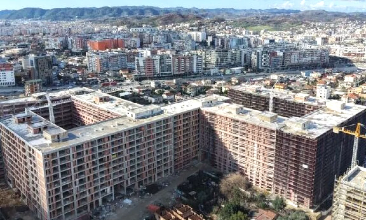Apartment for sale in Tirana 2+1, Emty