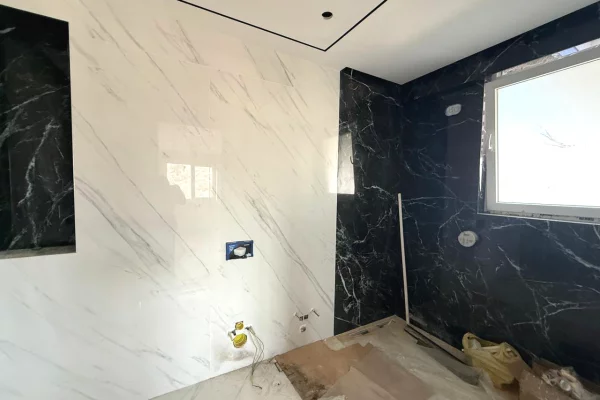 Penthouse (panoramic top floor) for sale in Tirana 3+1, Emty