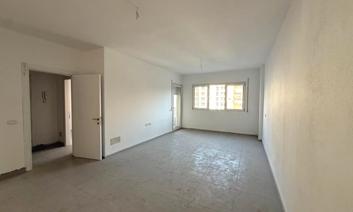 Apartment for sale in Tirana 1+1, Emty