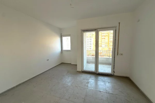 Apartment for sale in Tirana 1+1, Emty