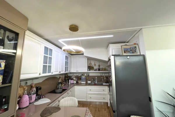 Duplex (2 storey house) for sale in Tirana 3+1, Furnished