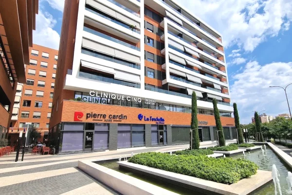 🏬 Dyqan në Shitje te Kompleksi Delijorgji,Sip:12.7 m²📍