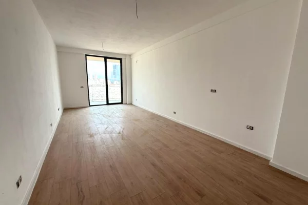 🏢 Zyre me Qira te Golden Tower, Mine Peza!