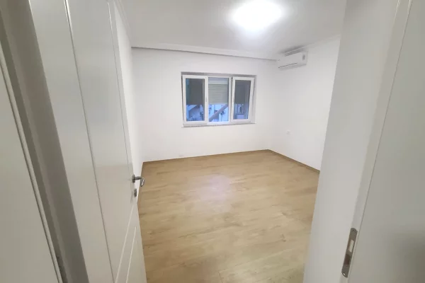 ☄️Ambient per Zyra me Qira 2+1+2 ne Qender.