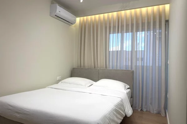 Appartamento in vendita a Tirana 1+1, Arredato