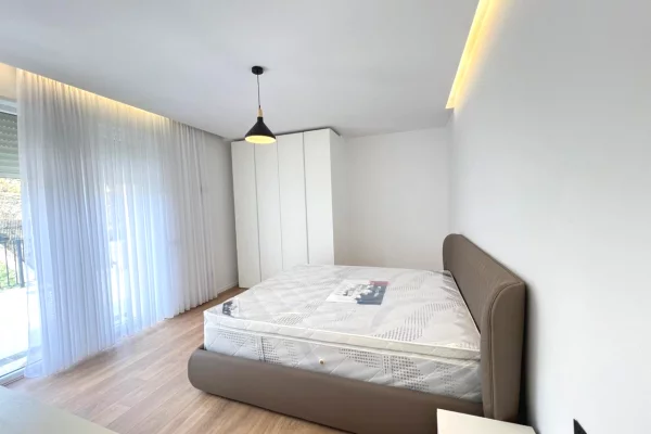 Luxury villas for sale in Tirana 4+1, Furnished