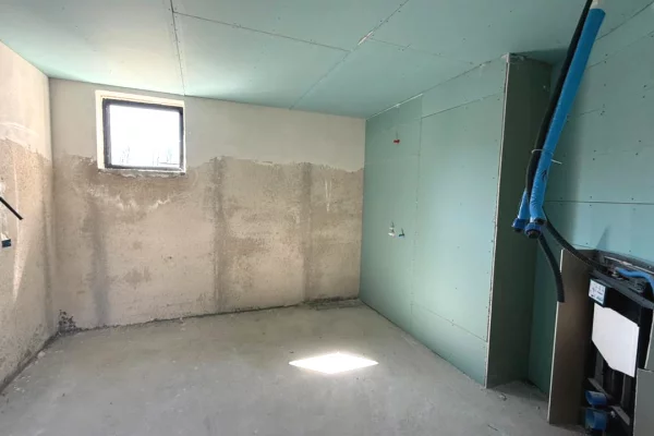 Villa di lusso in vendita a Tirana 4+1, Vuoto