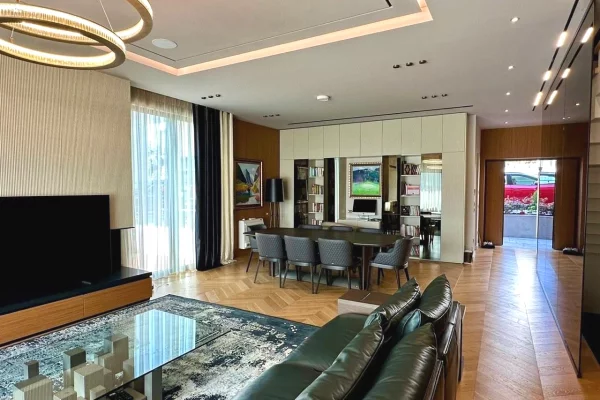 Luxury villas for sale in Tirana 4+1, Furnished