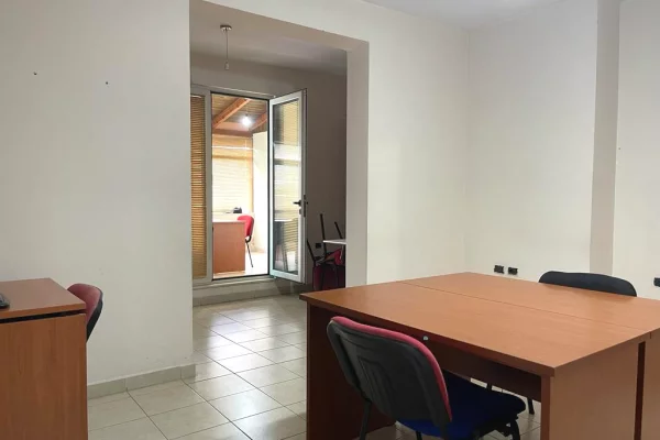 📌Jepet Ambient per Zyra me Qira ne Don Bosko me Sip: 200 m2