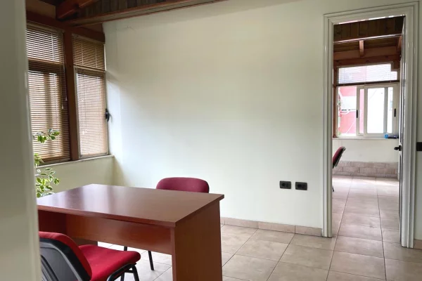 📌Jepet Ambient per Zyra me Qira ne Don Bosko me Sip: 200 m2