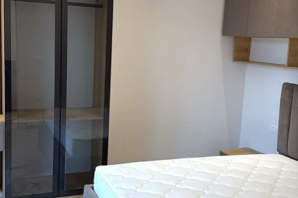 Shtepi ne shitje Apartament ne Durres, 2+1, Mobilimi E mobiluar, Pagesa 210,000  Euro.