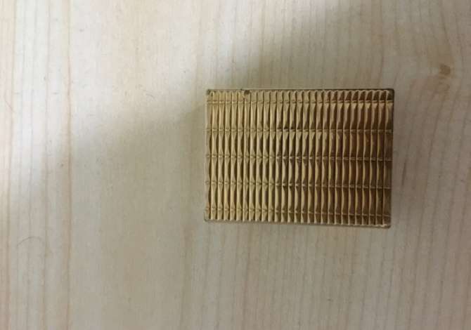 Accessori uomo e donna a Tirana - 150 Euro