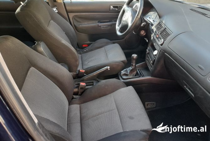 Auto in Vendita  a Koriza - 1,900 Euro