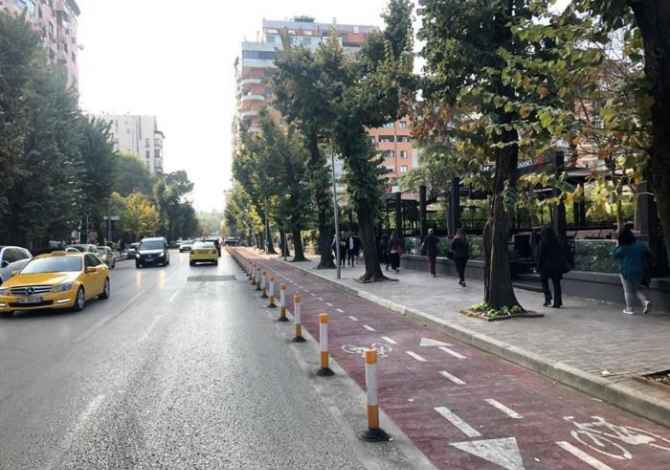 Ambient biznesi me qera 1+1 ne Tirane - 70,000 Leke