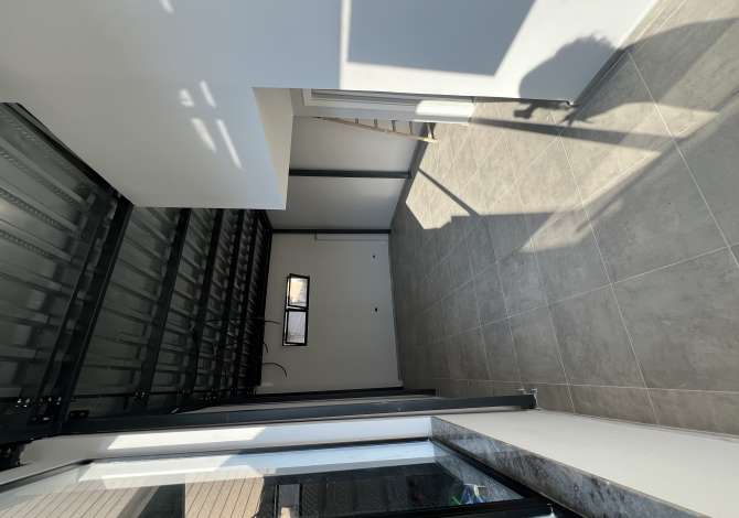 Ambient biznesi me qera 1+1 ne Tirane - 1,000 Euro