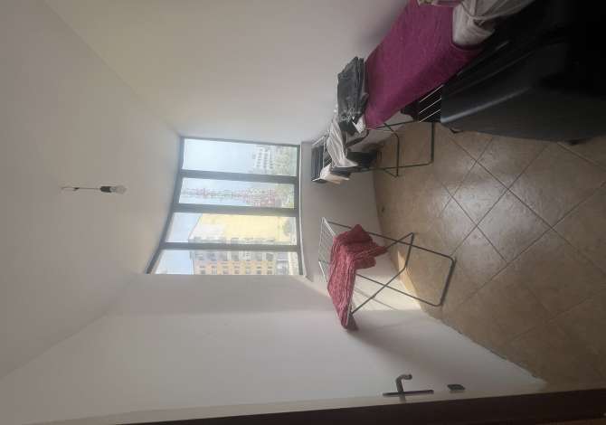 Shtepi me qera Duplex(shtepi me 2 kate) ne Tirane, 2+1, Mobilimi E mobiluar, Pagesa 800  Euro.