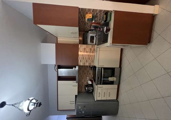 Shtepi me qera 2+1 ne Tirane - 600 Euro