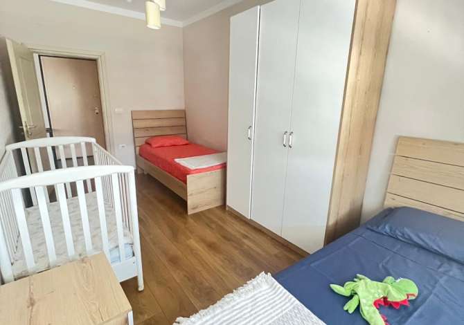 Shtepi me qera 2+1 ne Tirane - 680 Euro