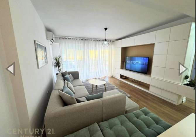 Shtepi me qera 2+1 ne Tirane - 800 Euro