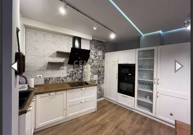 Casa in affitto 2+1 a Tirana - 1,000 Euro