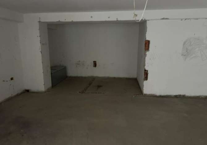 Business Property in Sale 1+1 in Tirana - 90,000 Euro