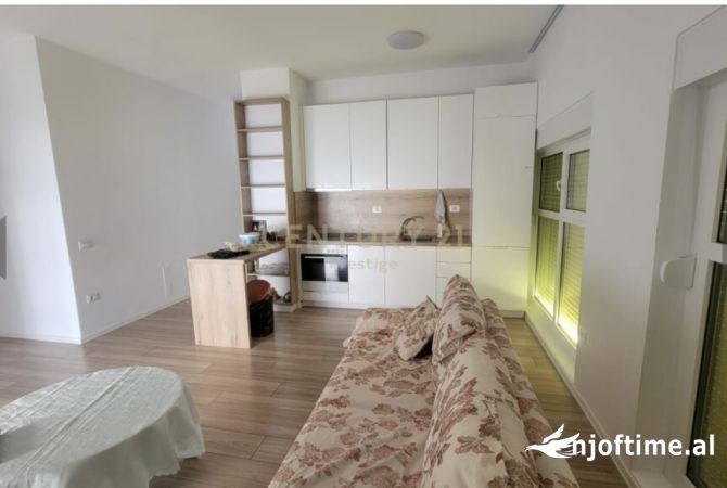 Shtepi me qera 2+1 ne Tirane - 450 Euro
