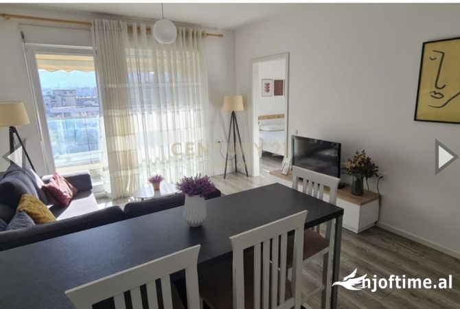Shtepi me qera 2+1 ne Tirane - 620 Euro