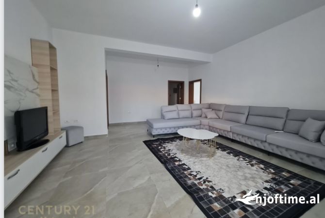 Shtepi me qera 2+1 ne Tirane - 550 Euro