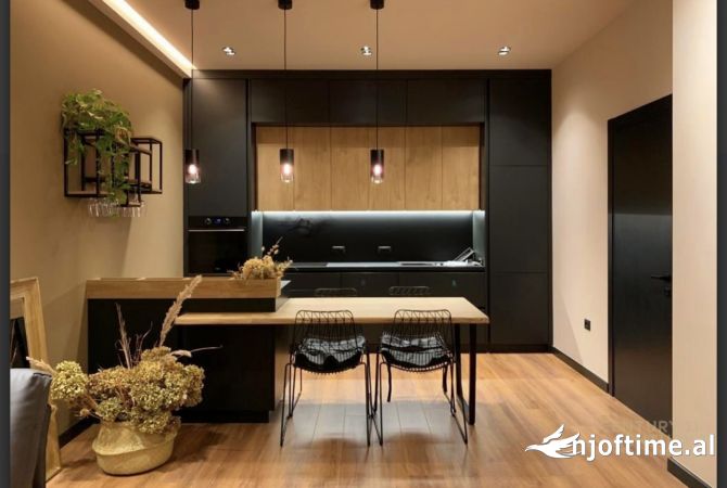 Shtepi me qera 2+1 ne Tirane - 1,500 Euro
