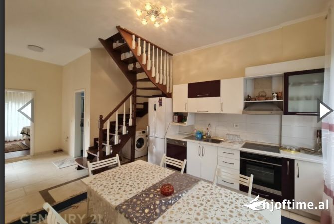 Shtepi me qera 2+1 ne Tirane - 450 Euro