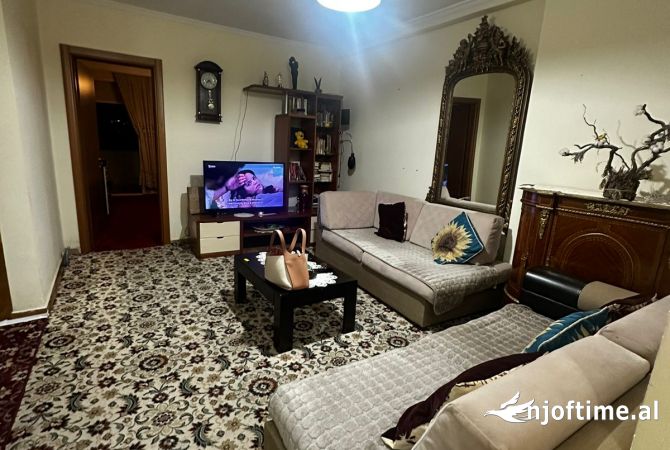 Shtepi me qera 2+1 ne Tirane - 600 Euro