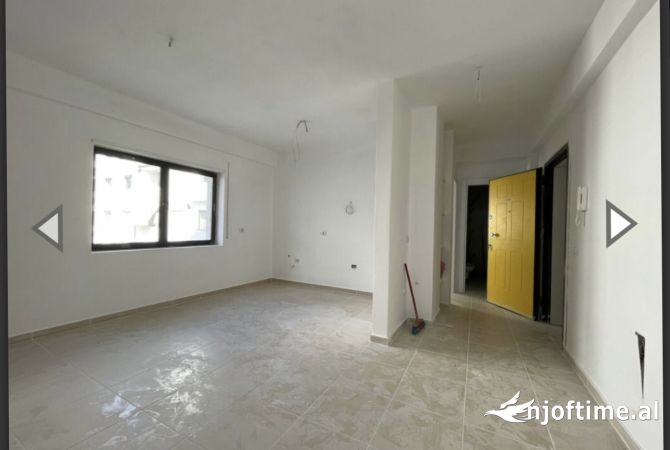 Shtepi me qera 1+1 ne Tirane - 350 Euro