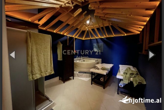 Ambient biznesi me qera 3+1 ne Tirane - 1,000 Euro