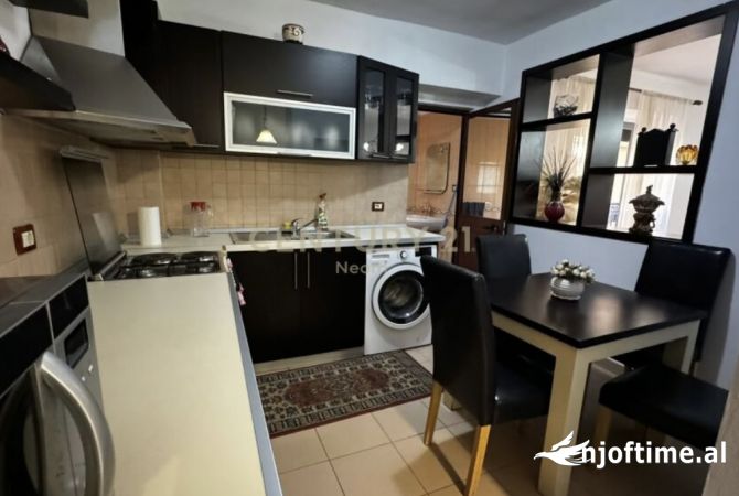 Shtepi ne shitje 1+1 ne Tirane - 130,000 Euro
