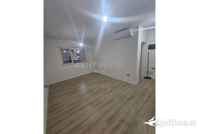 Shtepi ne shitje 2+1 ne Tirane - 103,000 Euro