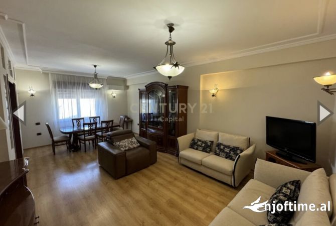 Shtepi me qera 2+1 ne Tirane - 700 Euro
