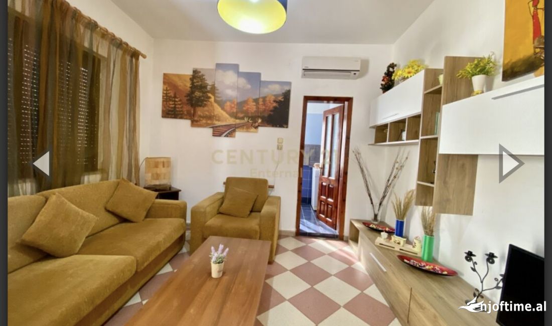 Shtepi me qera Apartament ne Tirane, 1+1, Mobilimi E mobiluar, Pagesa 580  Euro.