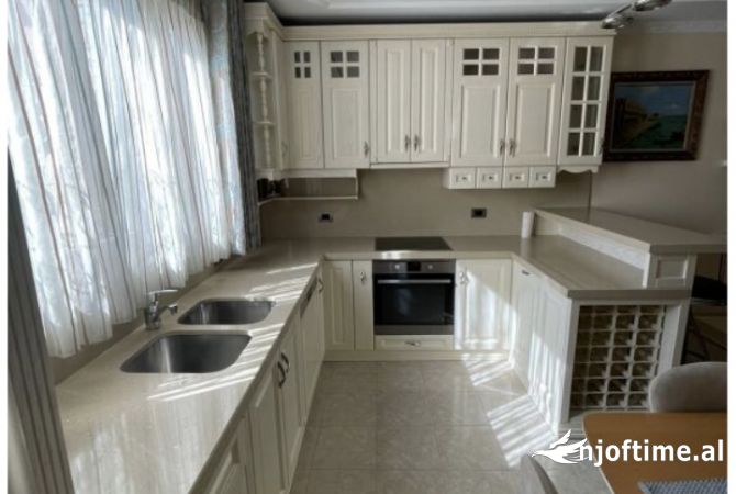 Shtepi me qera 3+1 ne Tirane - 600 Euro