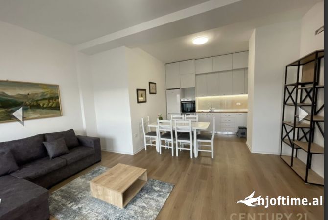 Shtepi me qera 2+1 ne Tirane - 800 Euro