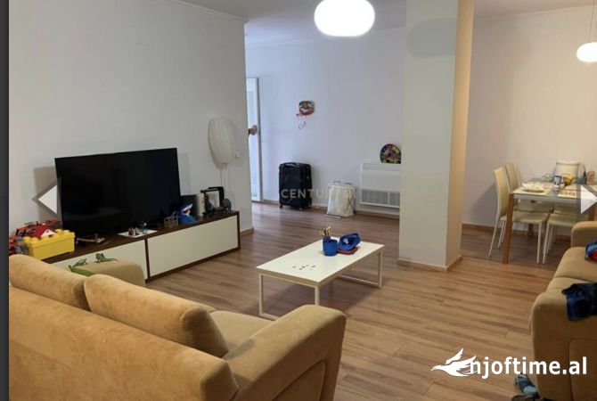 Shtepi ne shitje 2+1 ne Tirane - 420,000 Euro