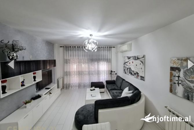 Shtepi me qera 2+1 ne Tirane - 750 Euro