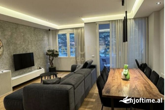 Shtepi ne shitje 2+1 ne Tirane - 239,000 Euro