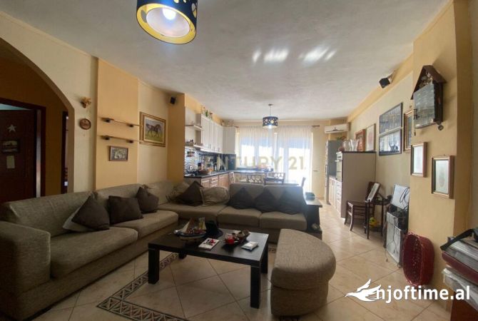 Shtepi ne shitje 2+1 ne Tirane - 162,000 Euro