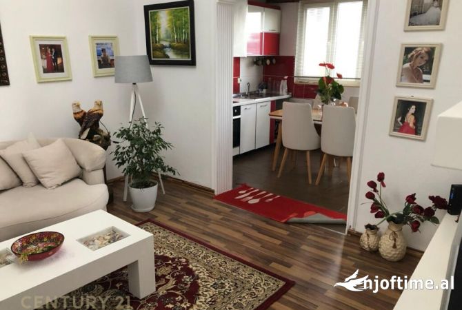 Shtepi me qera 2+1 ne Tirane - 500 Euro