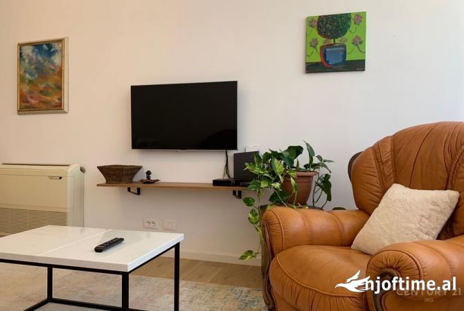 Shtepi me qera 2+1 ne Tirane - 750 Euro